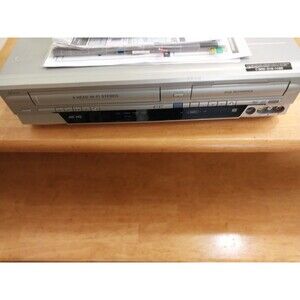 SV2000 WV20V6 DVD VHS VCR Combo Player w/ Remote Owner Manual Tested Working